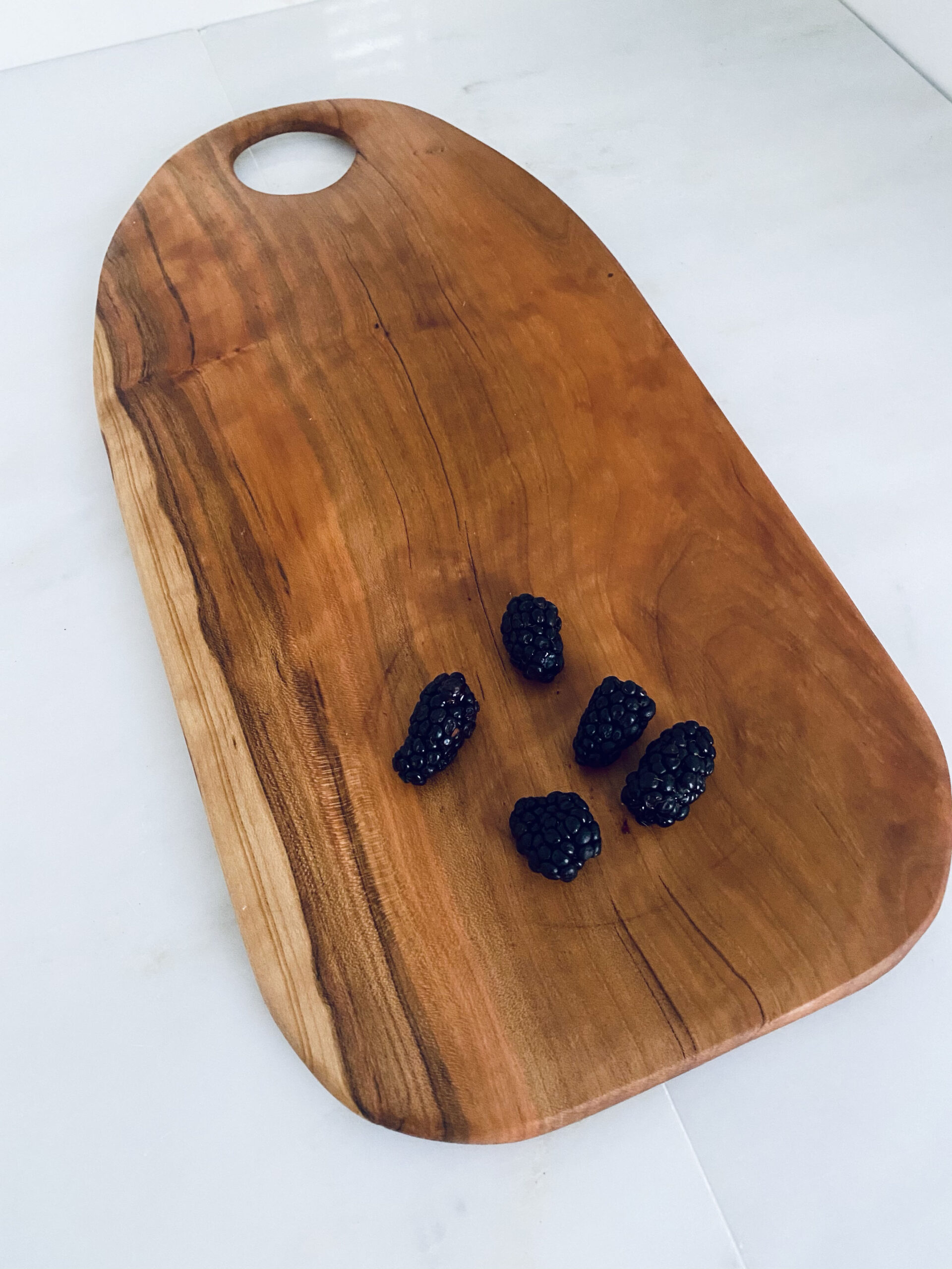 09. Cherry Cutting Board - Image 3